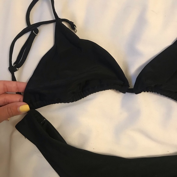 Medium black bikini set - Picture 3 of 4